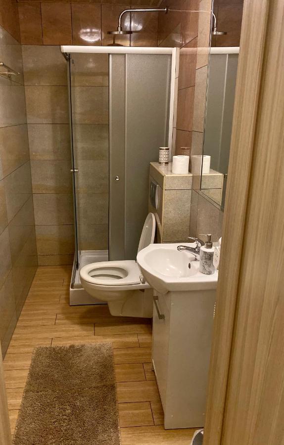 Klinkierowa Rezydencja Hnězdno Exteriér fotografie